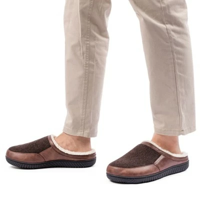 Rockdove Men's Colton Sherpa Lined Clog Slipper. 3 Rockdove Men's Colton Sherpa Lined Clog Slipper.