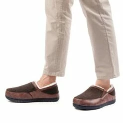 RockDove Men's Andrew Twill Upper Fleece Lined Closed Back